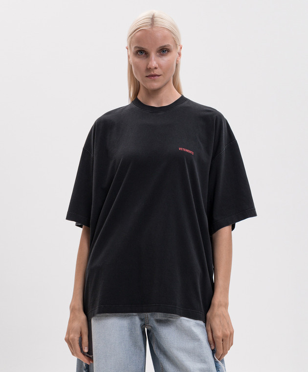 Vetements Черная футболка с принтом логотипа MH27TR142Bw изображение 3