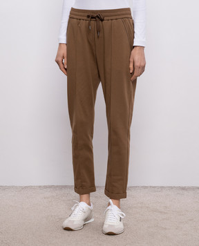 Brunello Cucinelli Коричневые спортивные брюки с отворотами MP827FB799