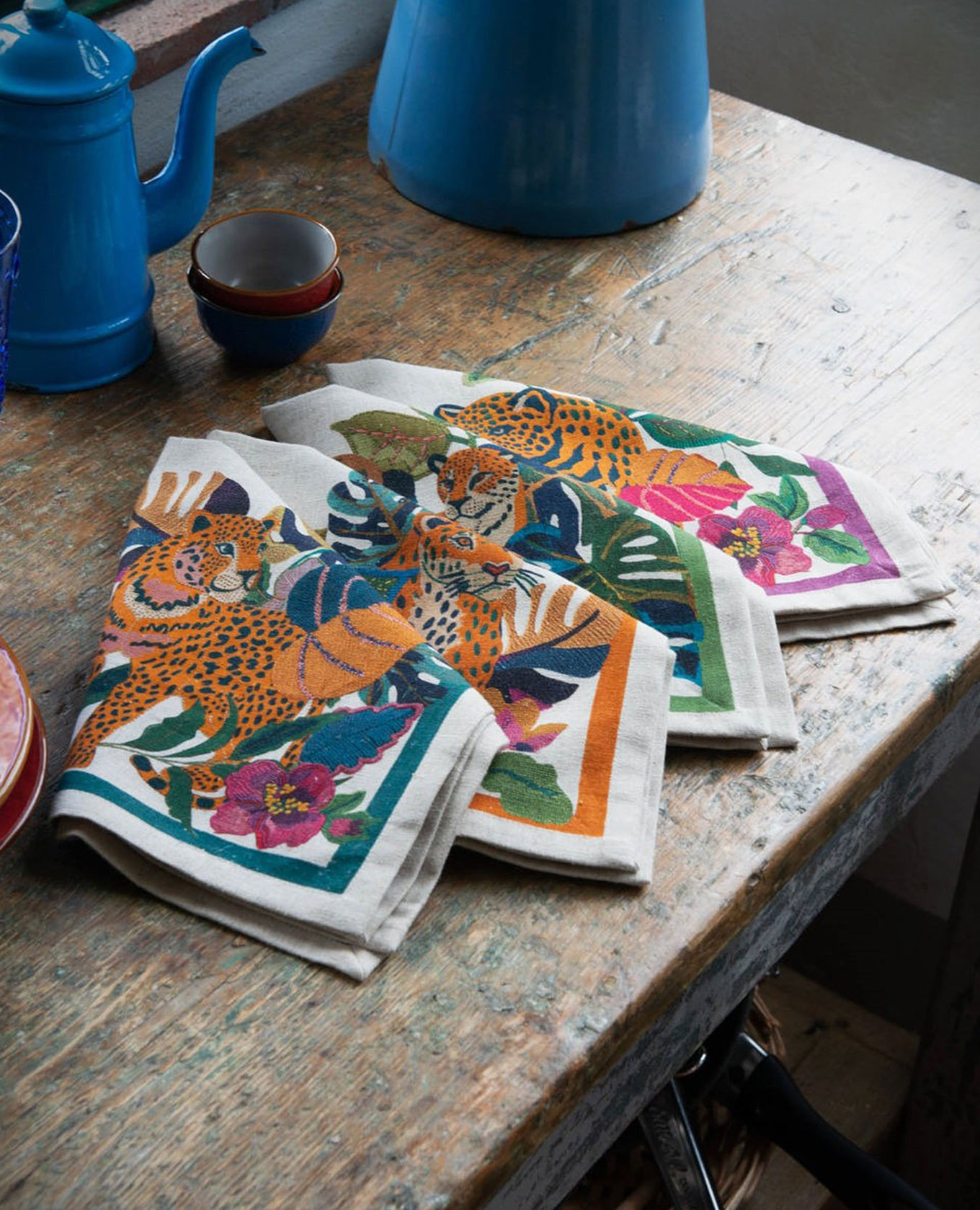 Набір бежевих сервірувальних серветок LEOLEAF з льоном