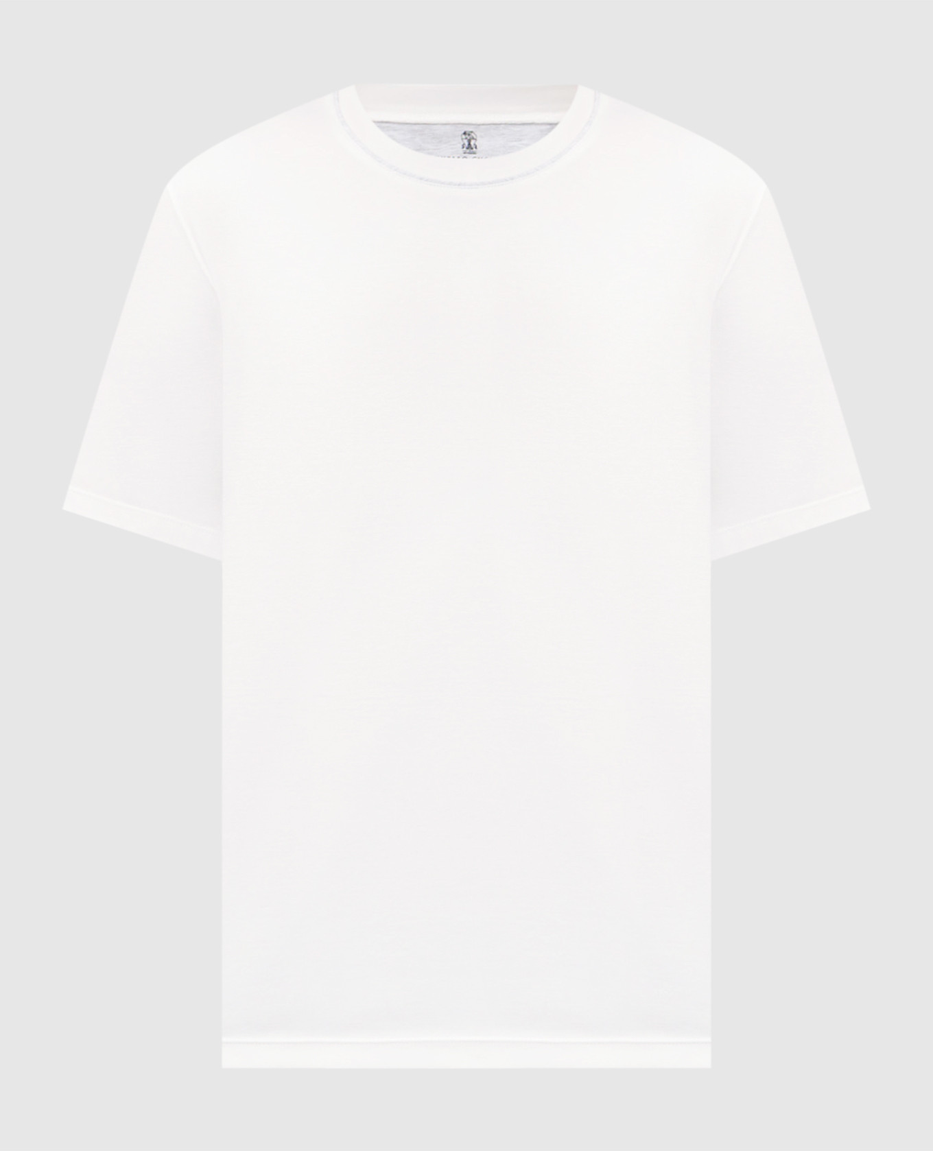 Белая футболка