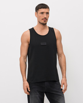 Maison Margiela MM6 Черная майка в рубчике с нашивкой эмблемы SH0NL0007M20054