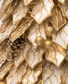 Lamart Золотая декоративная елка с шишками 25059