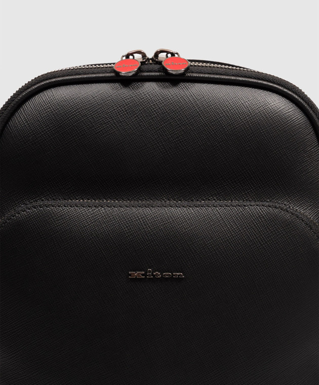 Kiton Чорна шкіряна сумка-слінг з металевим логотипом UBA0146N01269 зображення 4