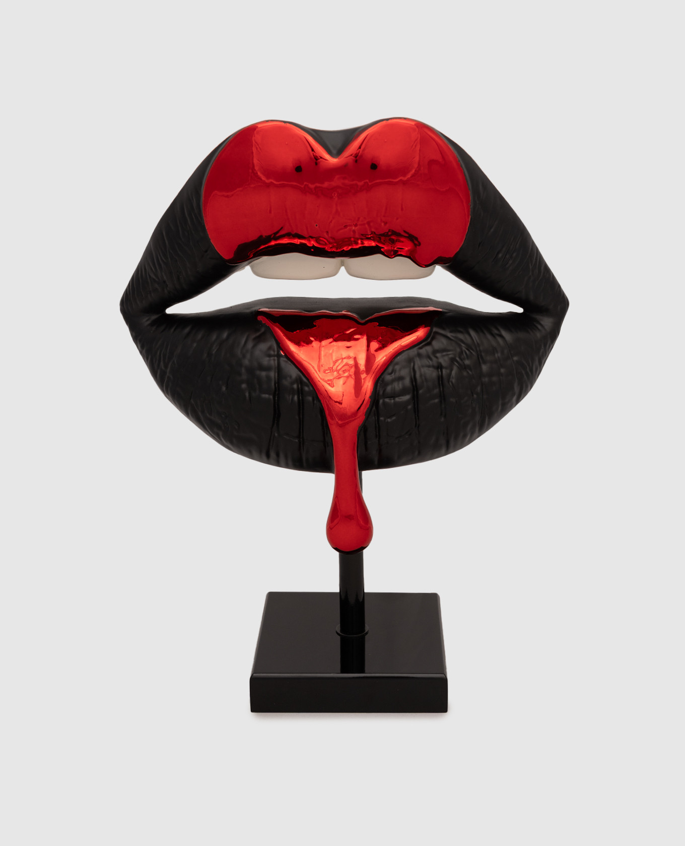 

Cтатуэтка в виде губ WHISPER OF LOVE, Черный, Декор