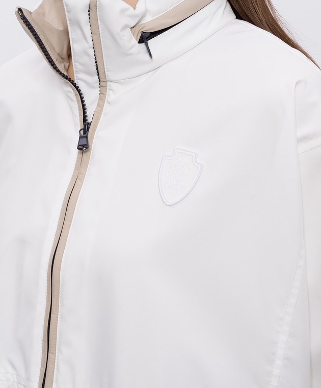 Brunello Cucinelli Біла вітровка з нашивкою емблеми MB4227719 зображення 5