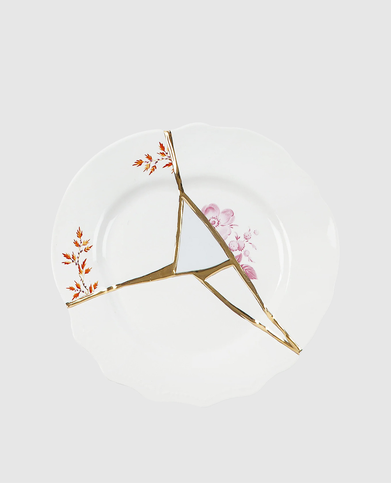 Белая фарфоровая десертная тарелка Kintsugi