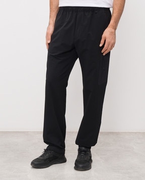 Moncler Чорні джогери з логотипом L10912A0000559974