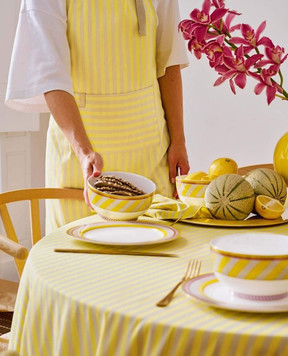 New Edition Жовта скатертина Stripes з логотипом 51035068