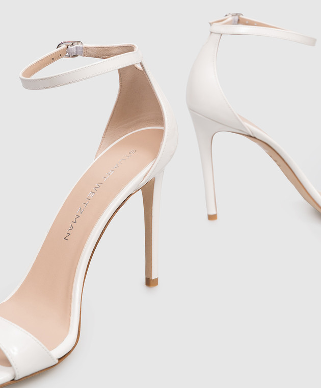 Stuart Weitzman Білі шкіряні лаковані босоніжки NUDIST SJ995 зображення 5