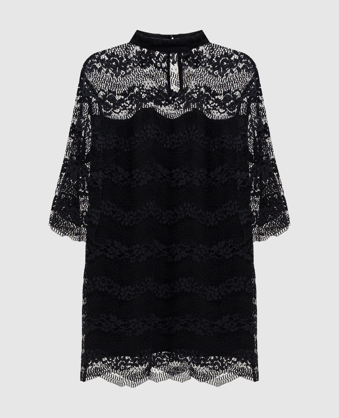 Черное платье мини из кружева