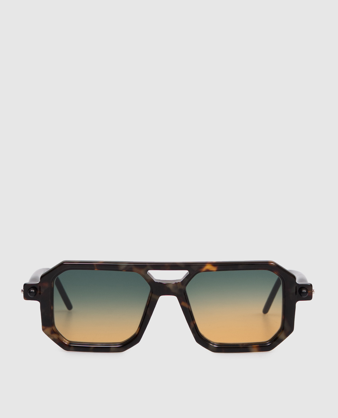 Коричневые солнцезащитные очки P8