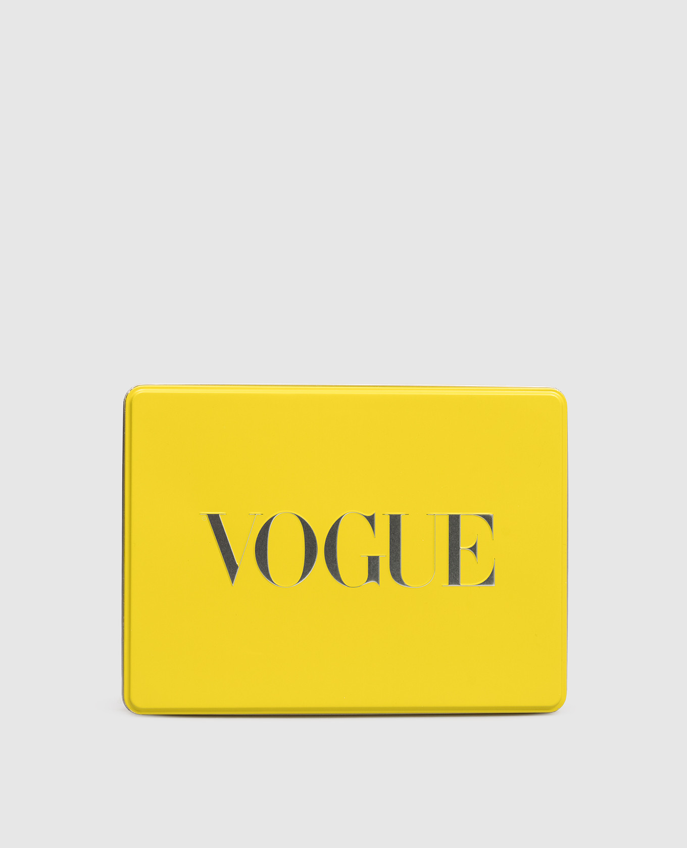 

Ассорти конфет пралине Vogue с декором 135 г, Желтый, Десерты