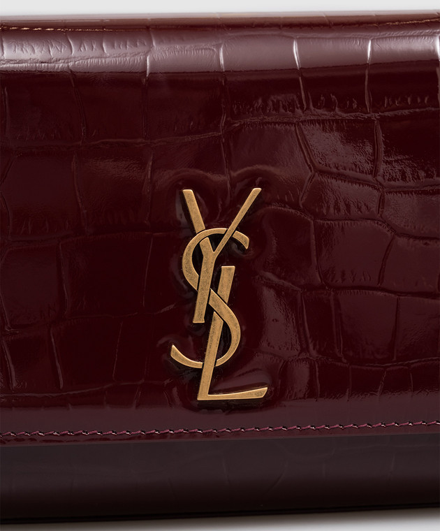 Saint Laurent Бордовая кожаная лакированная сумка KATE с тиснением под кожу крокодила 851504AAGKR изображение 4