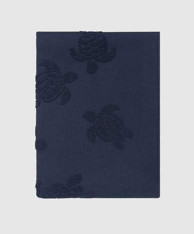 Синее махровое пляжное полотенце с узором