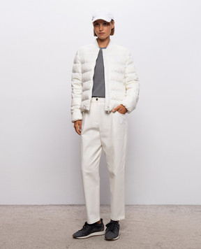 Brunello Cucinelli Брюки цвета айвори с цепочкой мониль MA126P9330