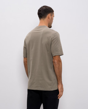 Brunello Cucinelli Футболка кольору хакі з принтом емблеми M0B138440