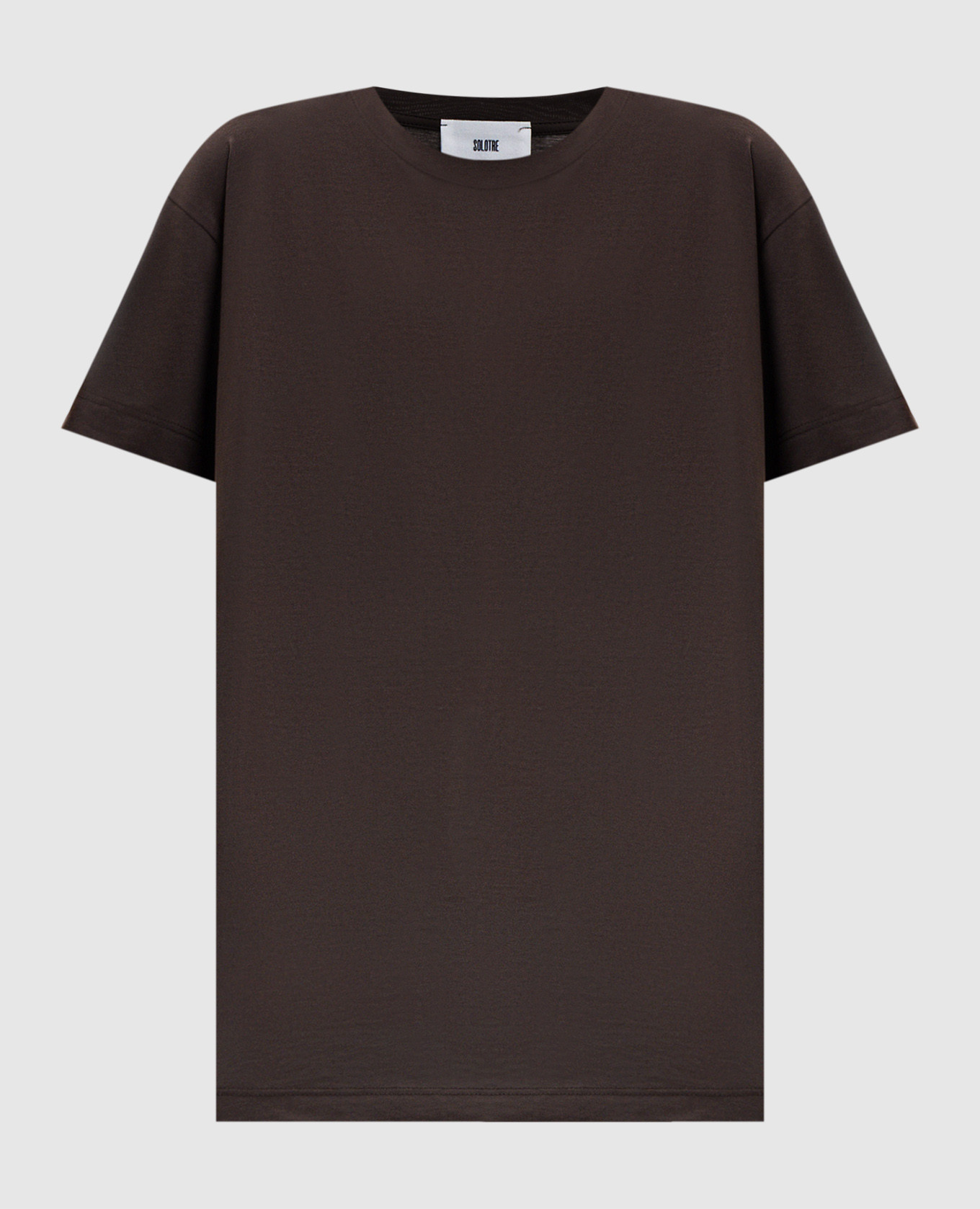 Коричневая футболка