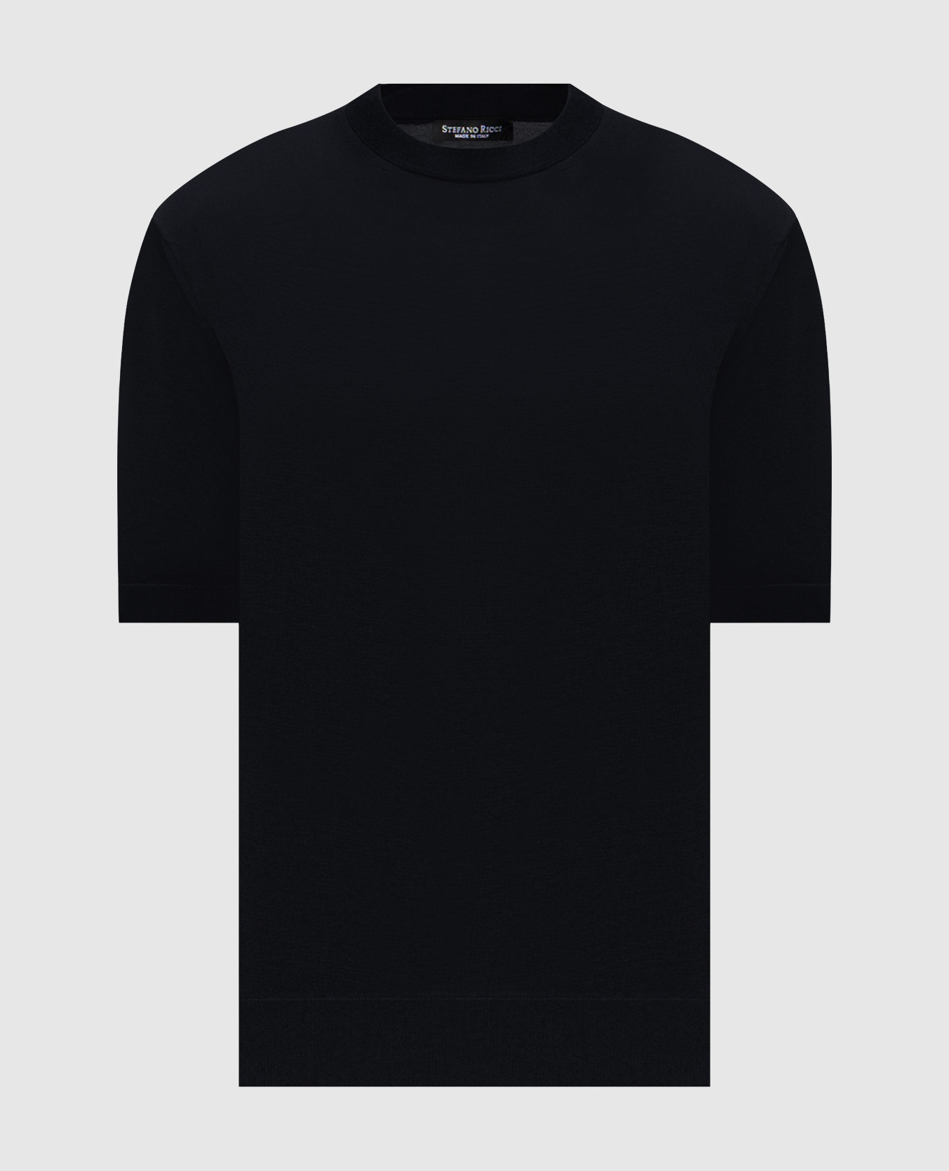 Черная футболка из шелка