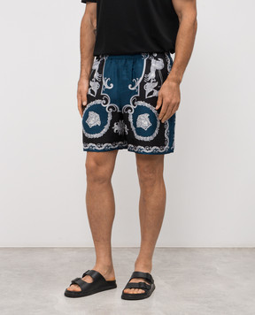 Versace Синие шорты из шелка в принт Hall of Heroes 10222251A16096