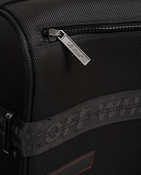 Off-White Чорна валіза з нашивкою емблеми Arrow OMNG004S26FAB002