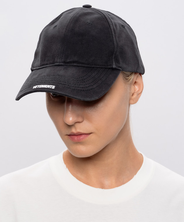 Vetements Чорна кепка з вишивкою логотипа UE76CA324Bw зображення 2
