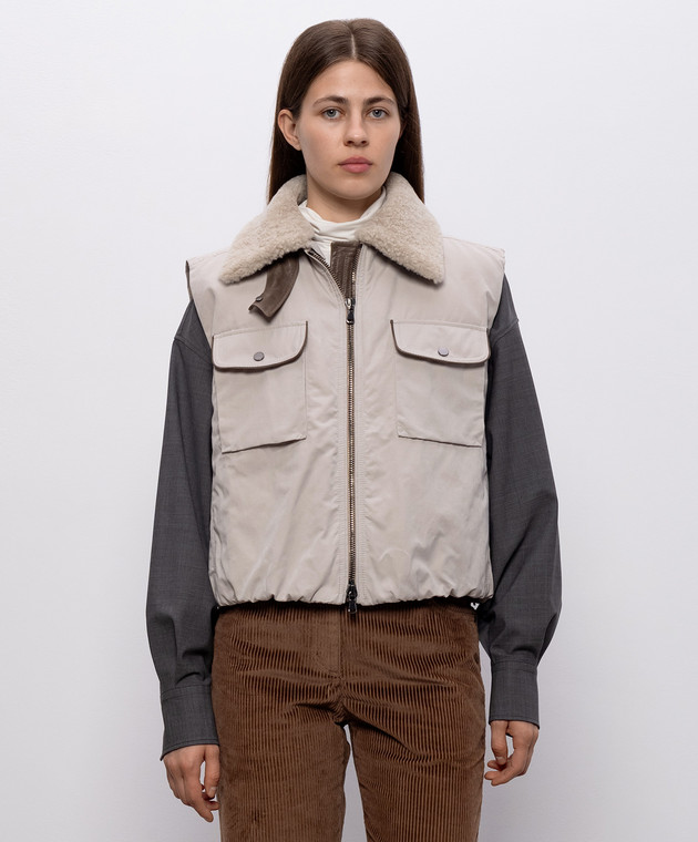 Brunello Cucinelli Бежевый пуховый жилет MG5457703P изображение 3