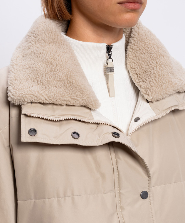 Brunello Cucinelli Бежевый пуховик с воротником MH5257474 изображение 5