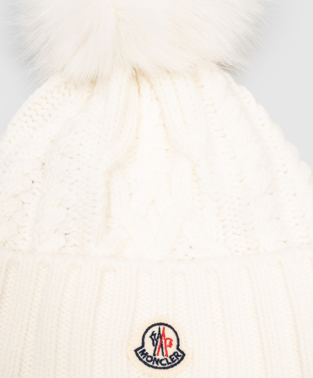 Moncler Шапка из шерсти и кашемира цвета айвори с помпоном L20933B00041M4506 изображение 4