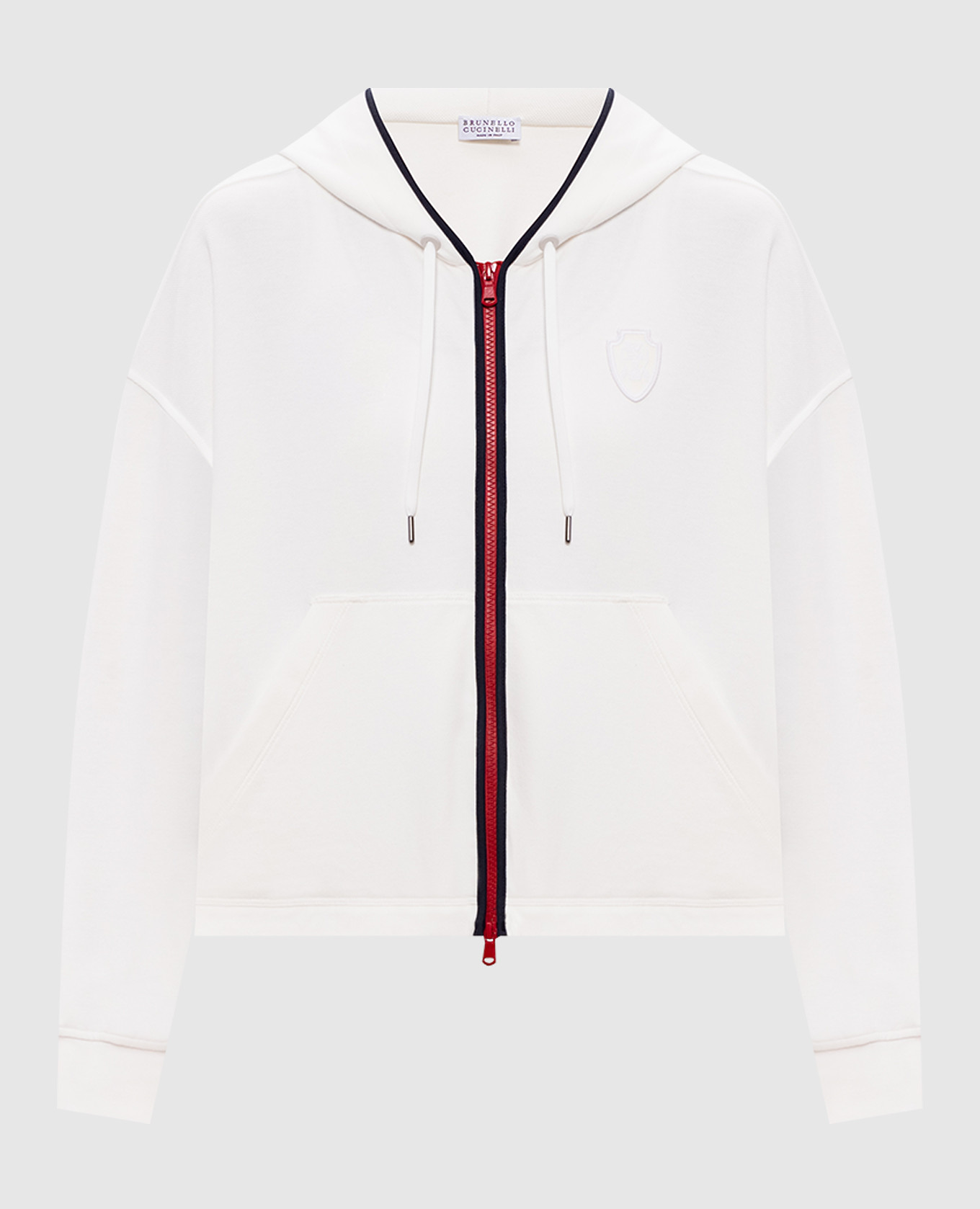 Белая спортивная куртка с нашивкой эмблемы