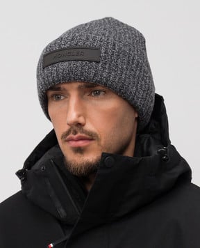 Moncler Серая шапка из они и кашемира с логотипом K20913B00042M3550