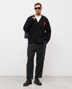 Ami Paris Черный кардиган из шерсти с эмблемой UKC367018