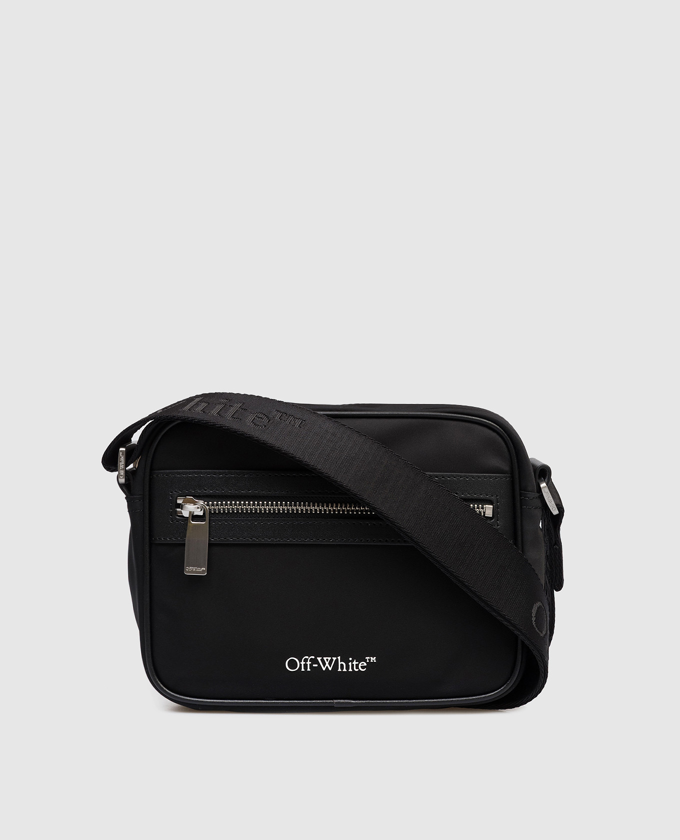 Черная сумка с принтом логотипа