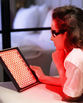 Foreo Золотиста LED-панель FAQ для обличчя та тіла F0600