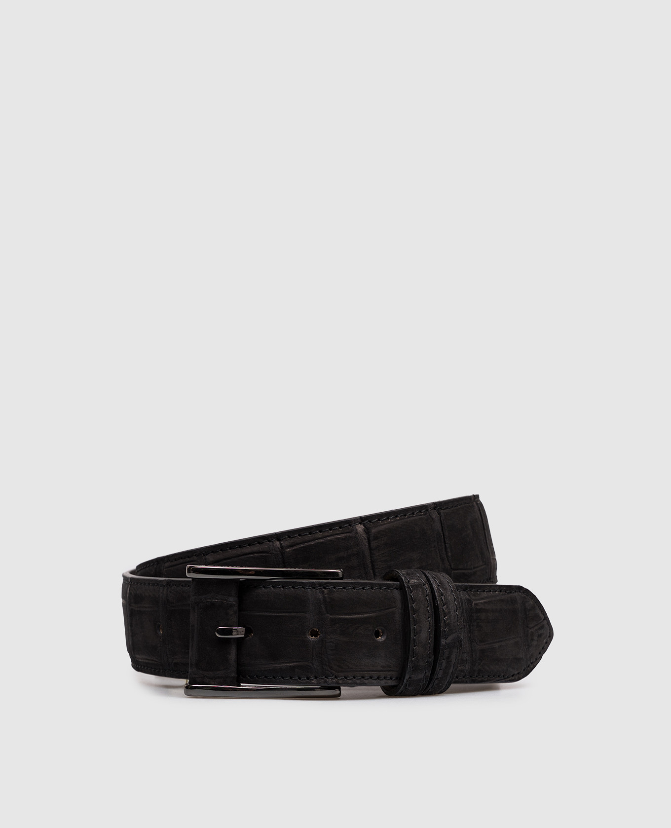 Черный ремень из кожи крокодила