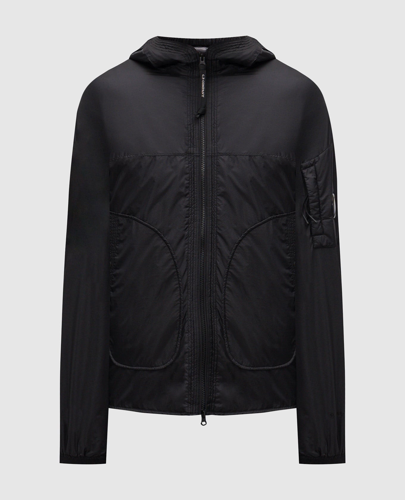 Черная куртка с патчем