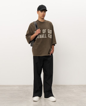 Fear of God Футболка кольору хакі з принтом FG9M109960HWJ