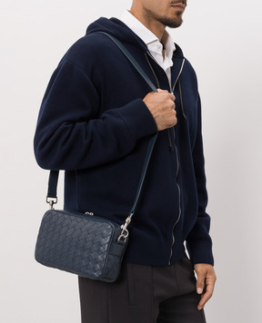 Bottega Veneta Синяя кожаная сумка с брендовым плетением 755923V2HL1