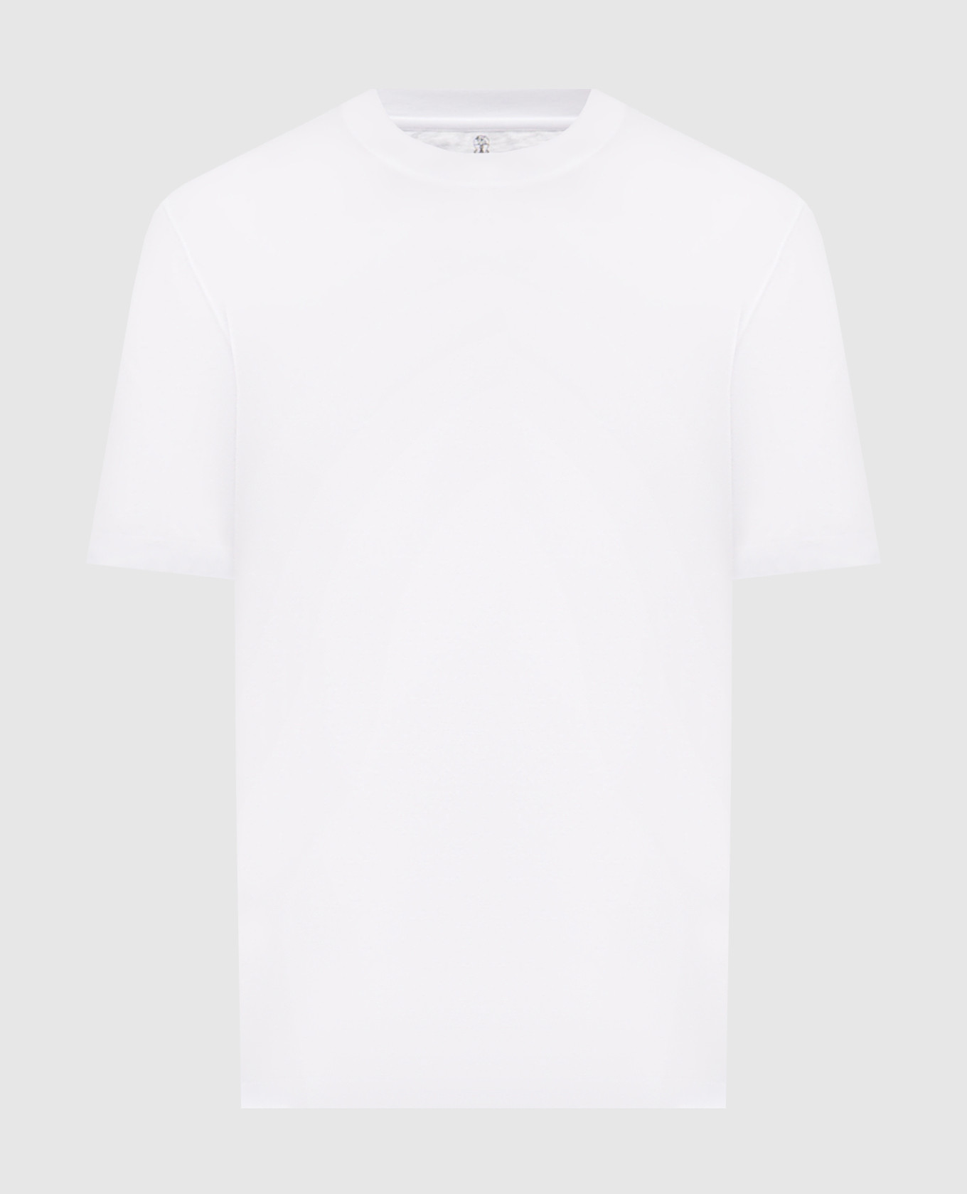 Белая футболка прямого кроя