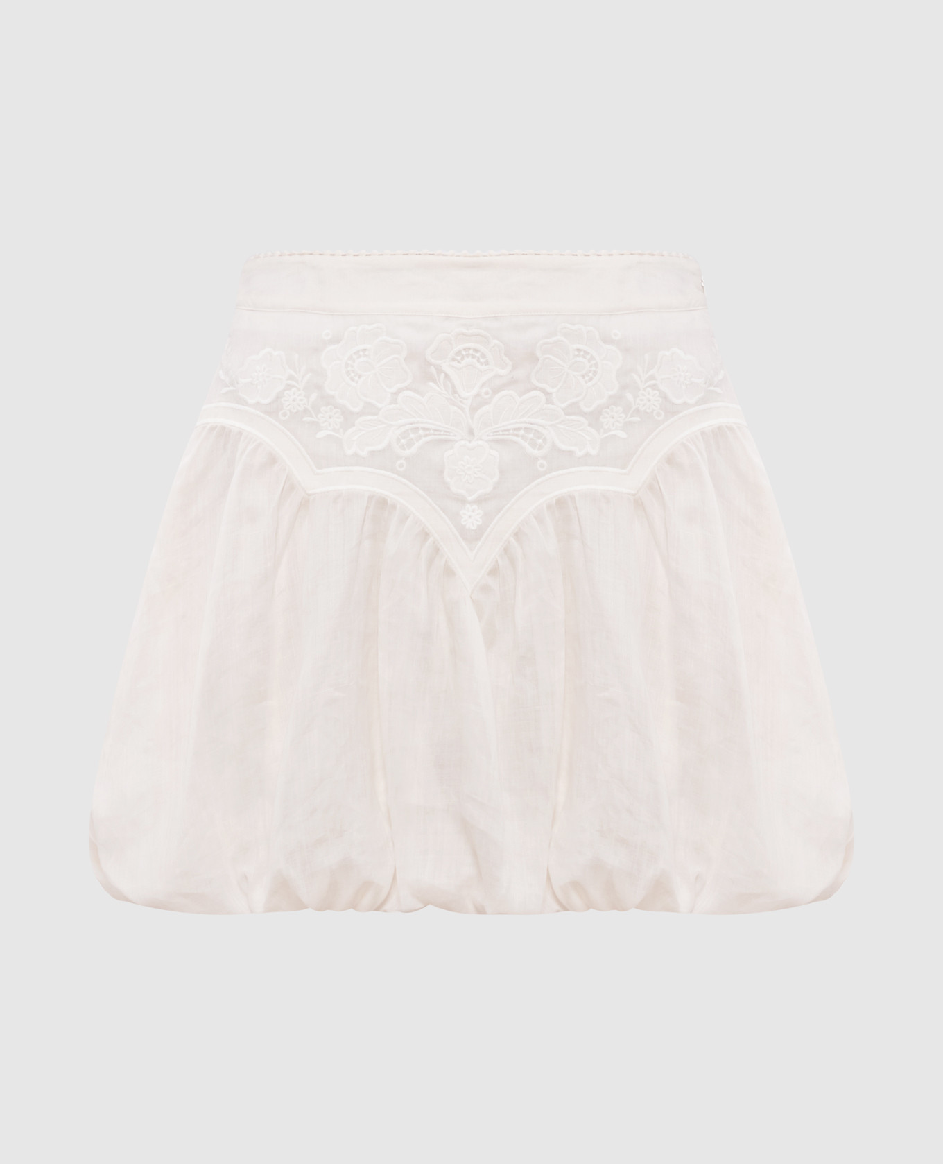 Белая юбка мини с вышивкой б