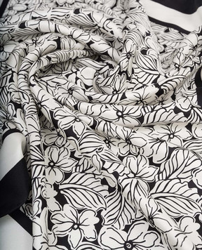 Max Mara Weekend Белый платок ONESTO из шелка в цветочный принт WKAONESTO