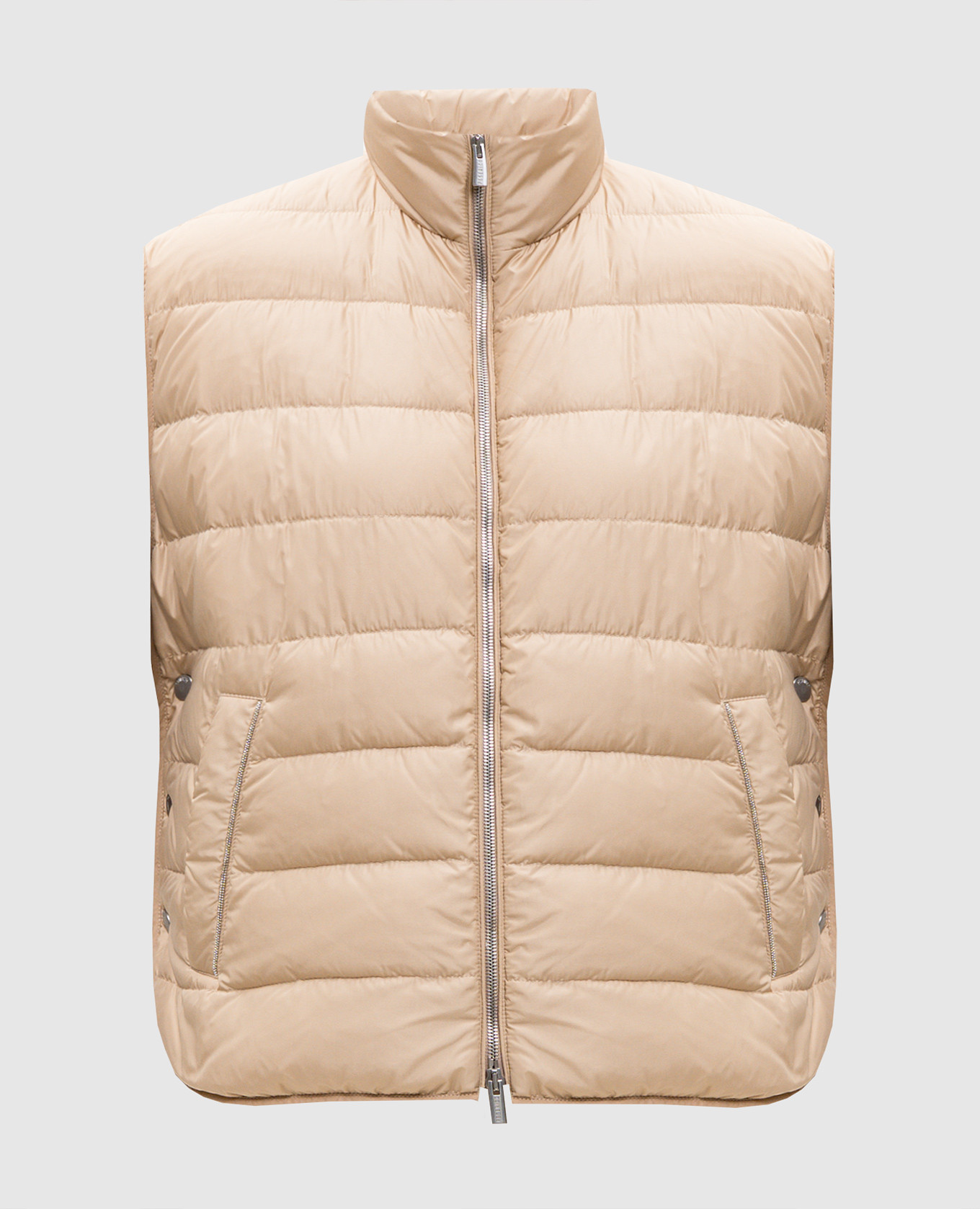 Бежевый пуховый жилет