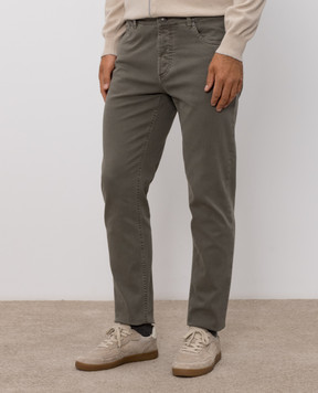 Brunello Cucinelli Джинсы цвета хаки с вышивкой эмблемы M277PD3210