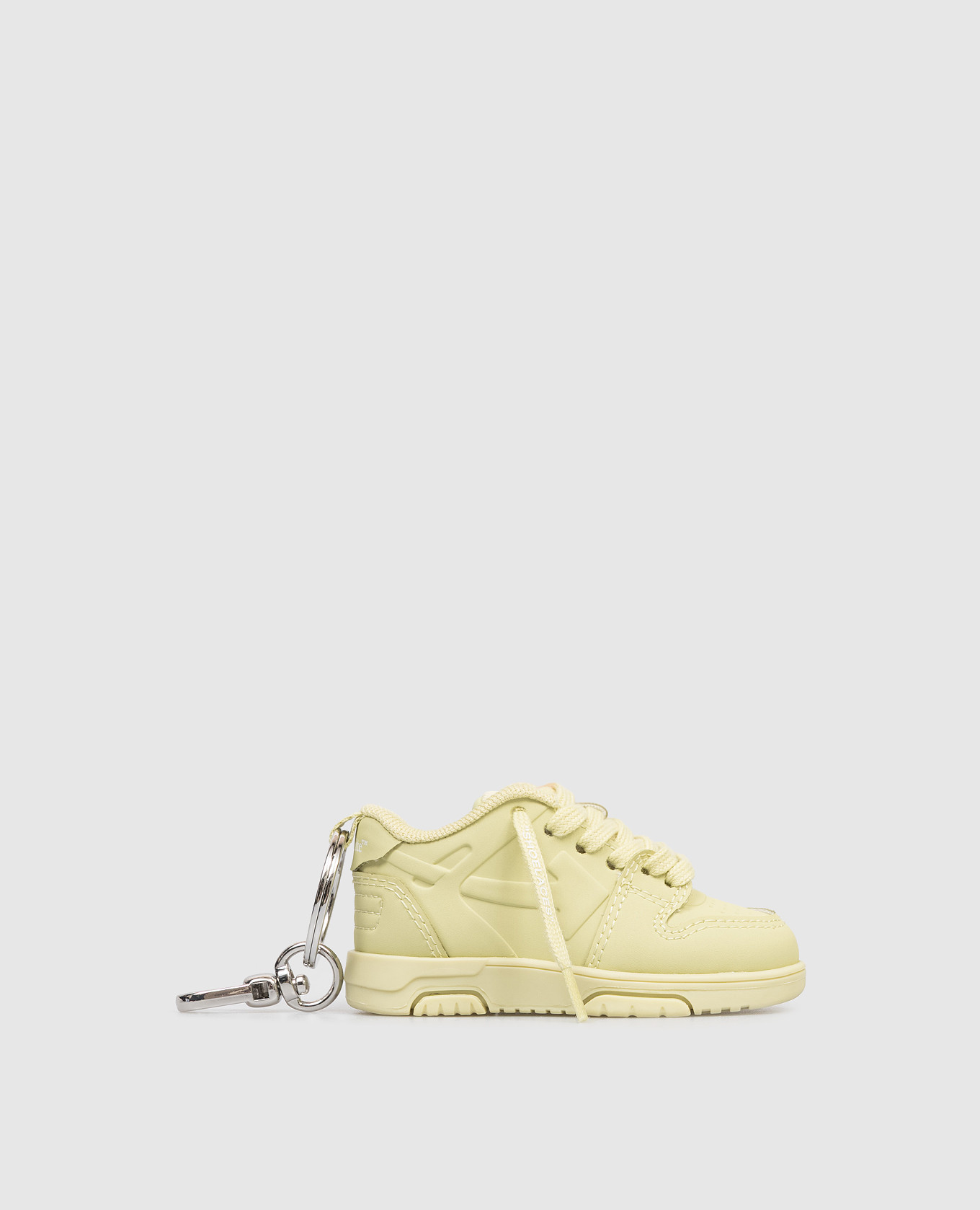 Зеленый брелок в виде кроссовки Out Of Office