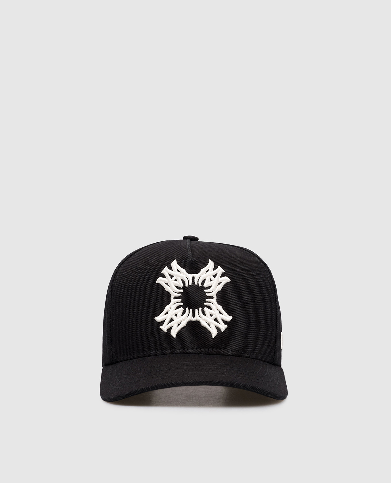 

Черная кепка с вышивкой эмблемы, Черный, Кепки