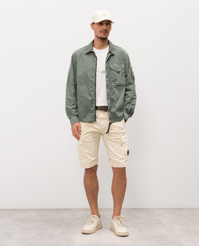 C.P. Company Бежеві шорти-карго з патчем MBE746A005694G