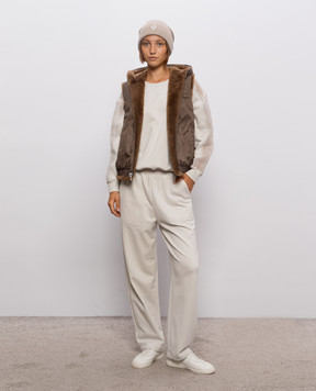 Brunello Cucinelli Коричневый двусторонний жилет с капюшоном MPMWE3080X