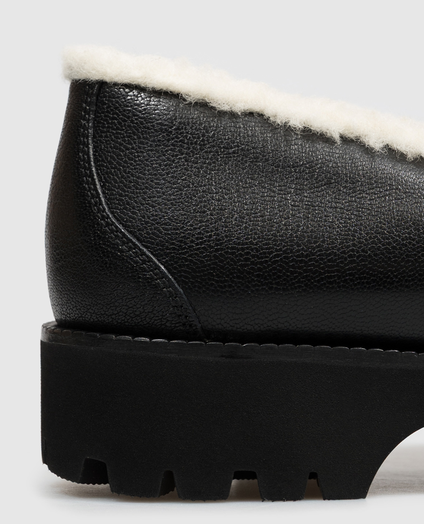 Valentino Чорні шкіряні лофери на хутрі Buffalo VLogo 9W2S0NF5JJJ зображення 6