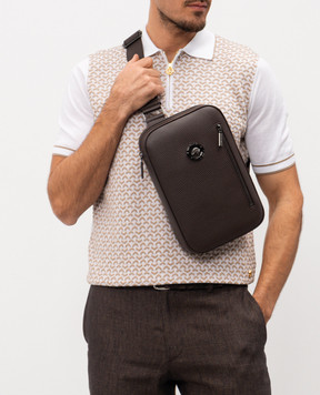 Stefano Ricci Коричнева шкіряна сумка-слінг з емблемою з рутенієвим покриттям ND200GUVD