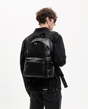 Off-White Чорний шкіряний рюкзак з фактурним логотипом OMNB126S26LEA001