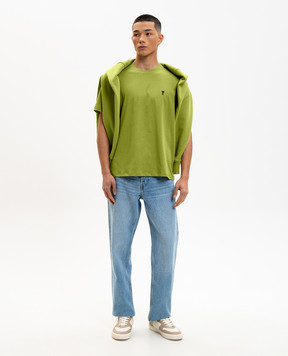 Ami Paris Зелена футболка з вишивкою емблеми HTS346724m